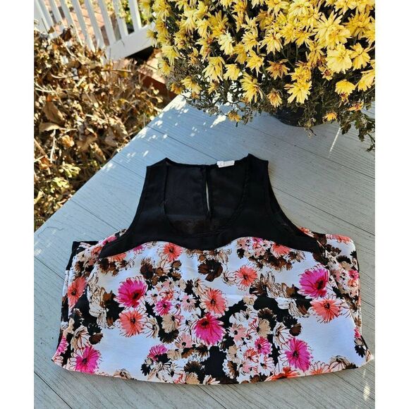 Japna women's floral sleeveless blouse Gently Preloved sheer liner button close - Picture 12 of 13